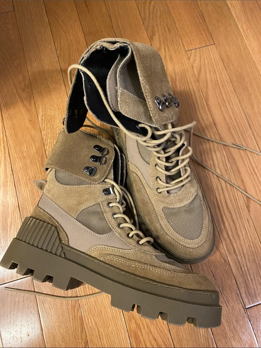 Zara Men's Tan Suede Lace-Up Tactical Boots